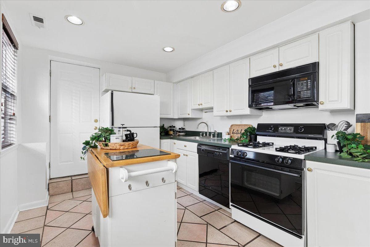 1119 Battery Avenue photo 16