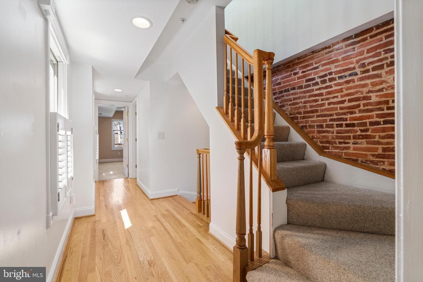 918 S Ellwood Avenue photo 30