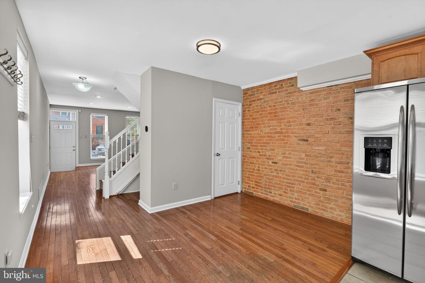 60 E Randall Street E photo 12