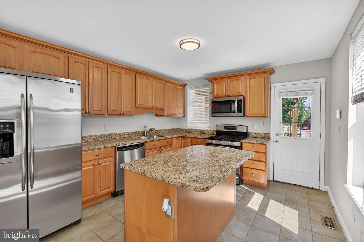 60 E Randall Street E photo 15
