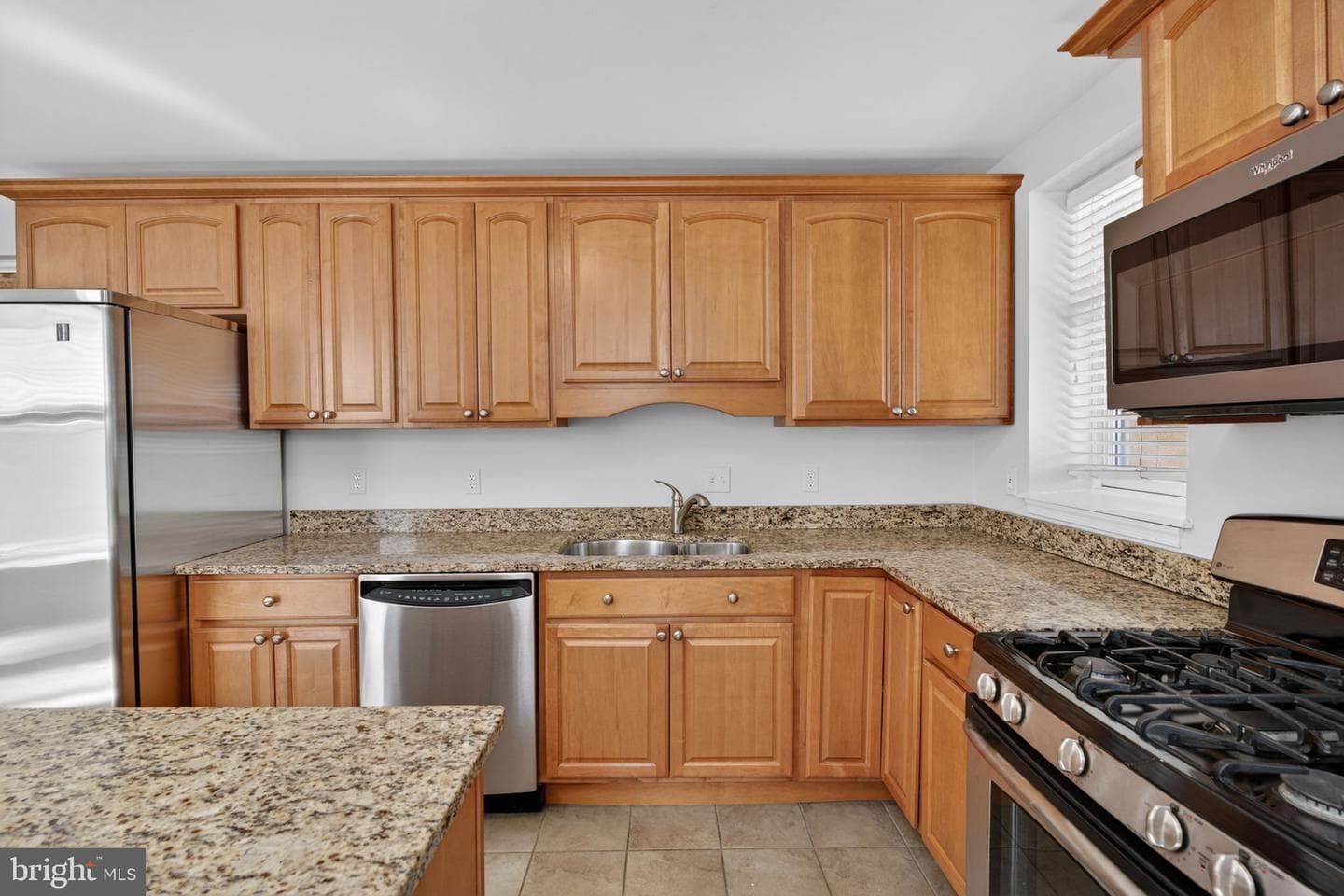 60 E Randall Street E photo 17