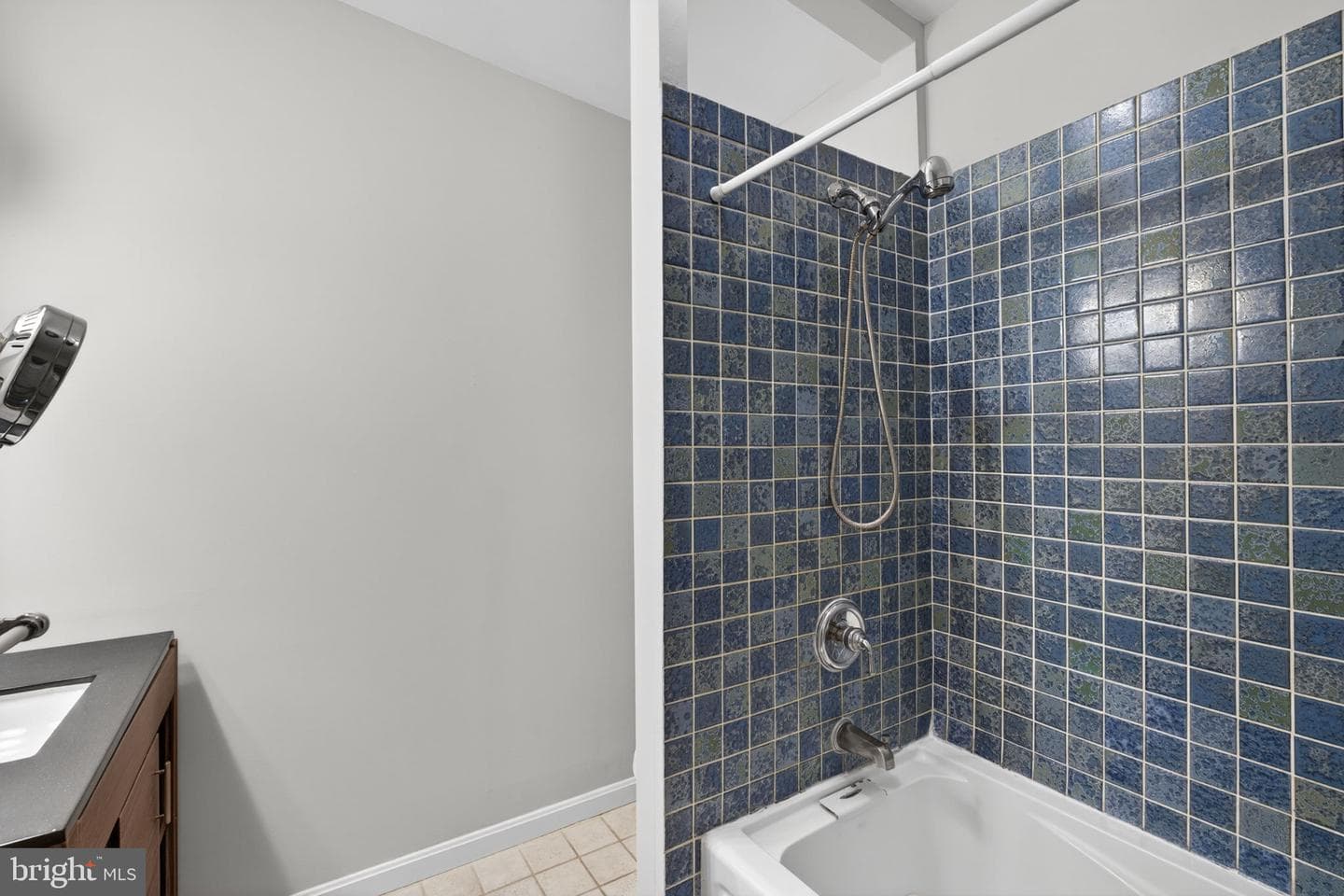 60 E Randall Street E photo 27