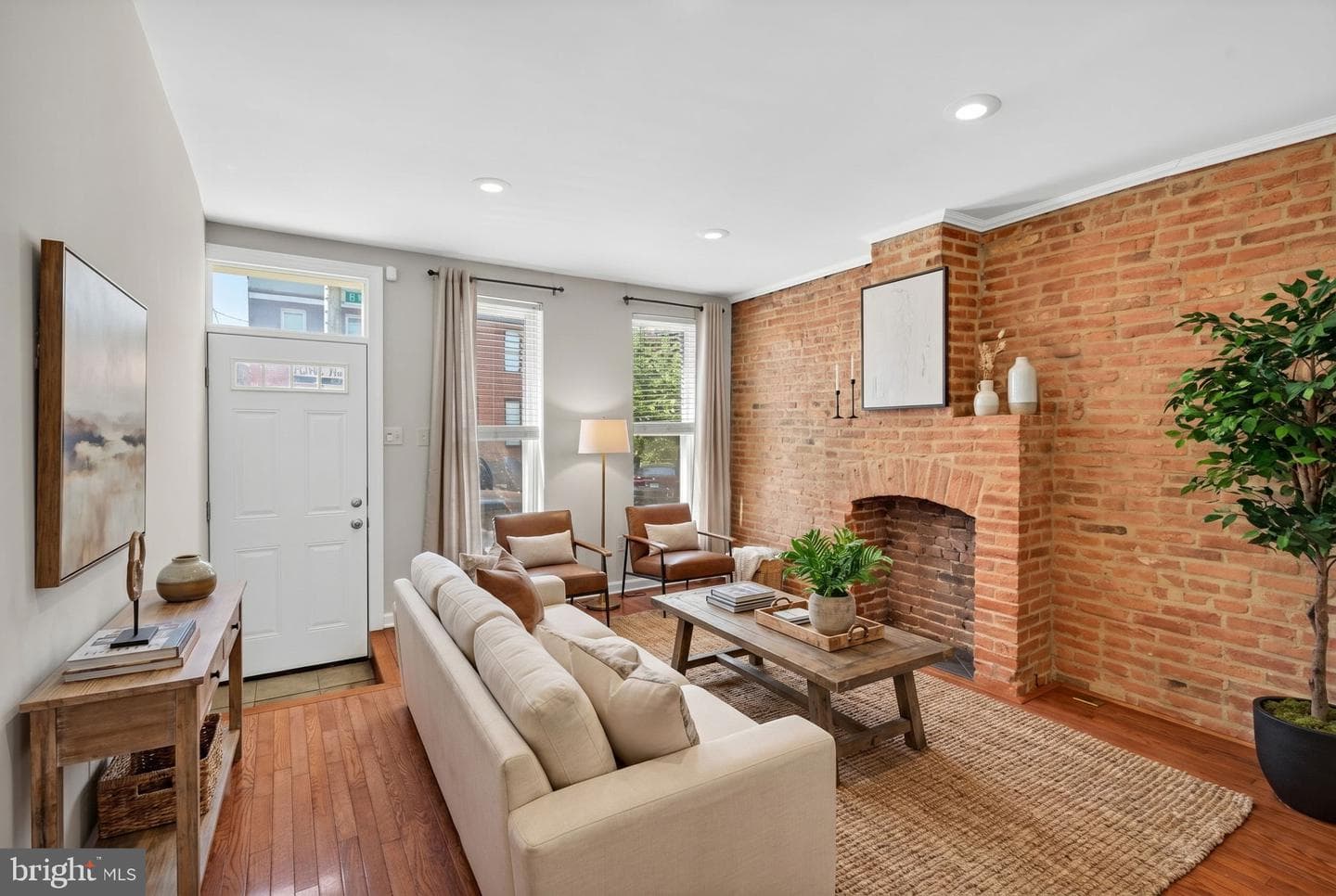 60 E Randall Street E photo 3