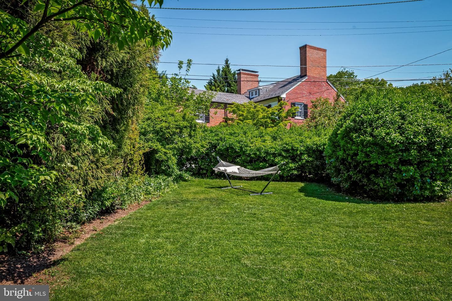 212 Saint Dunstans Road photo 38