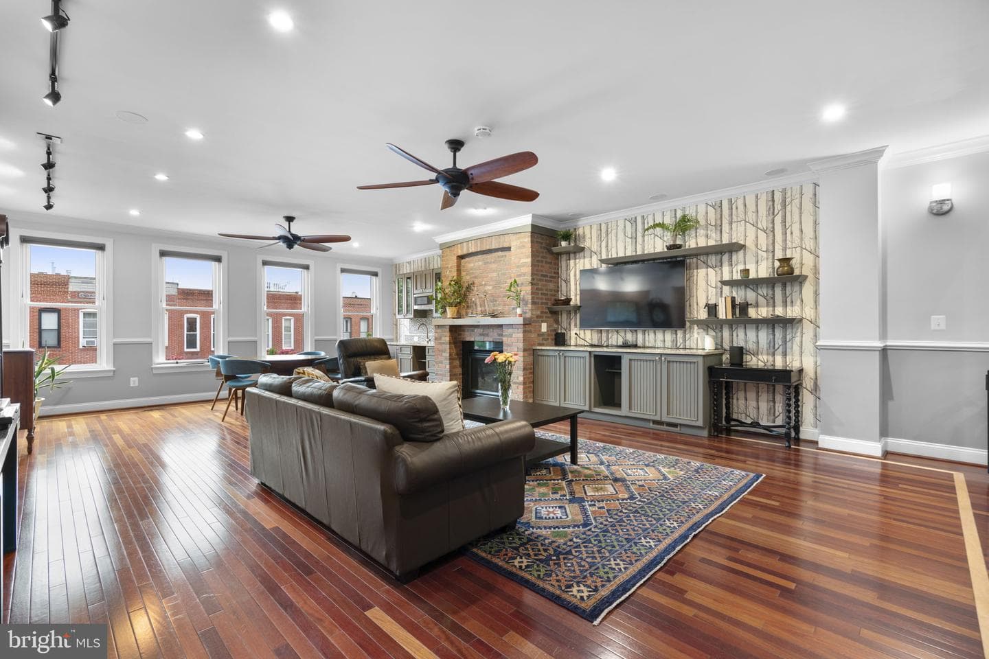 2916 Dillon Street photo 22