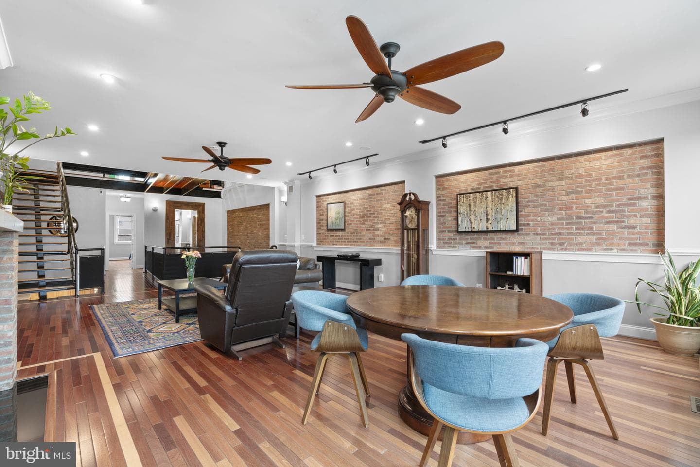 2916 Dillon Street photo 27