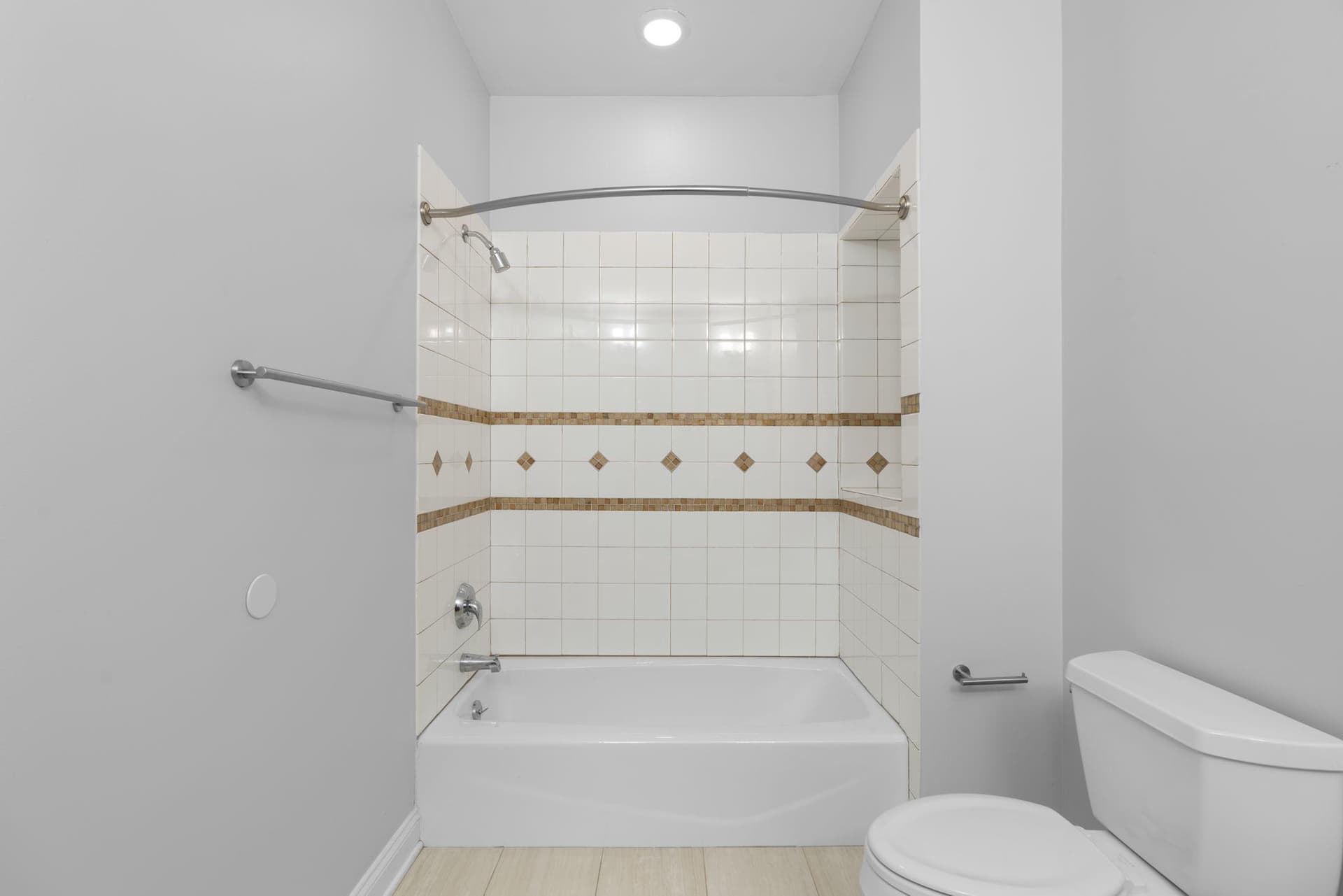 2916 Dillon Street photo 35