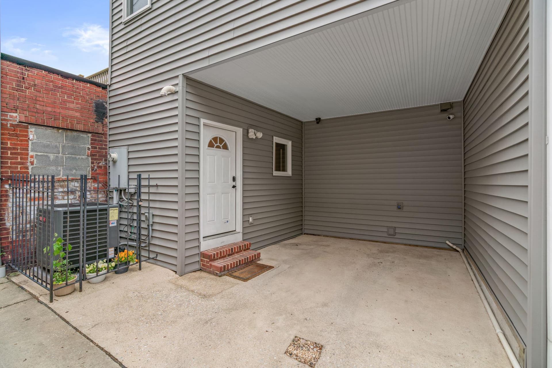 2916 Dillon Street photo 65
