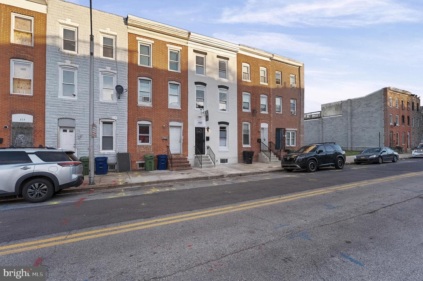 323 S Stricker Street photo 36