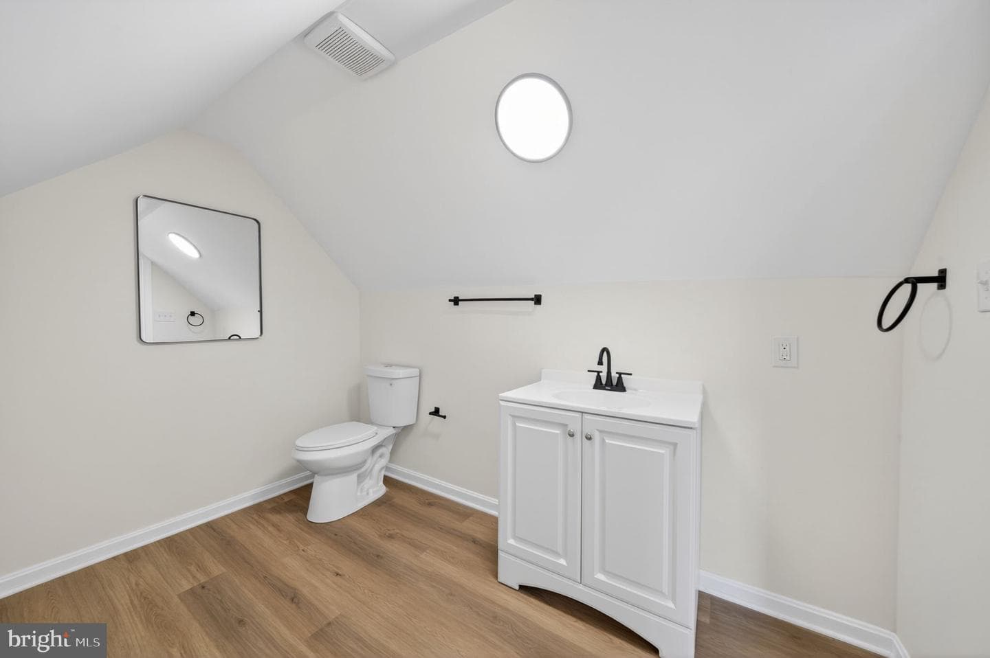 5923 Kavon Avenue photo 34
