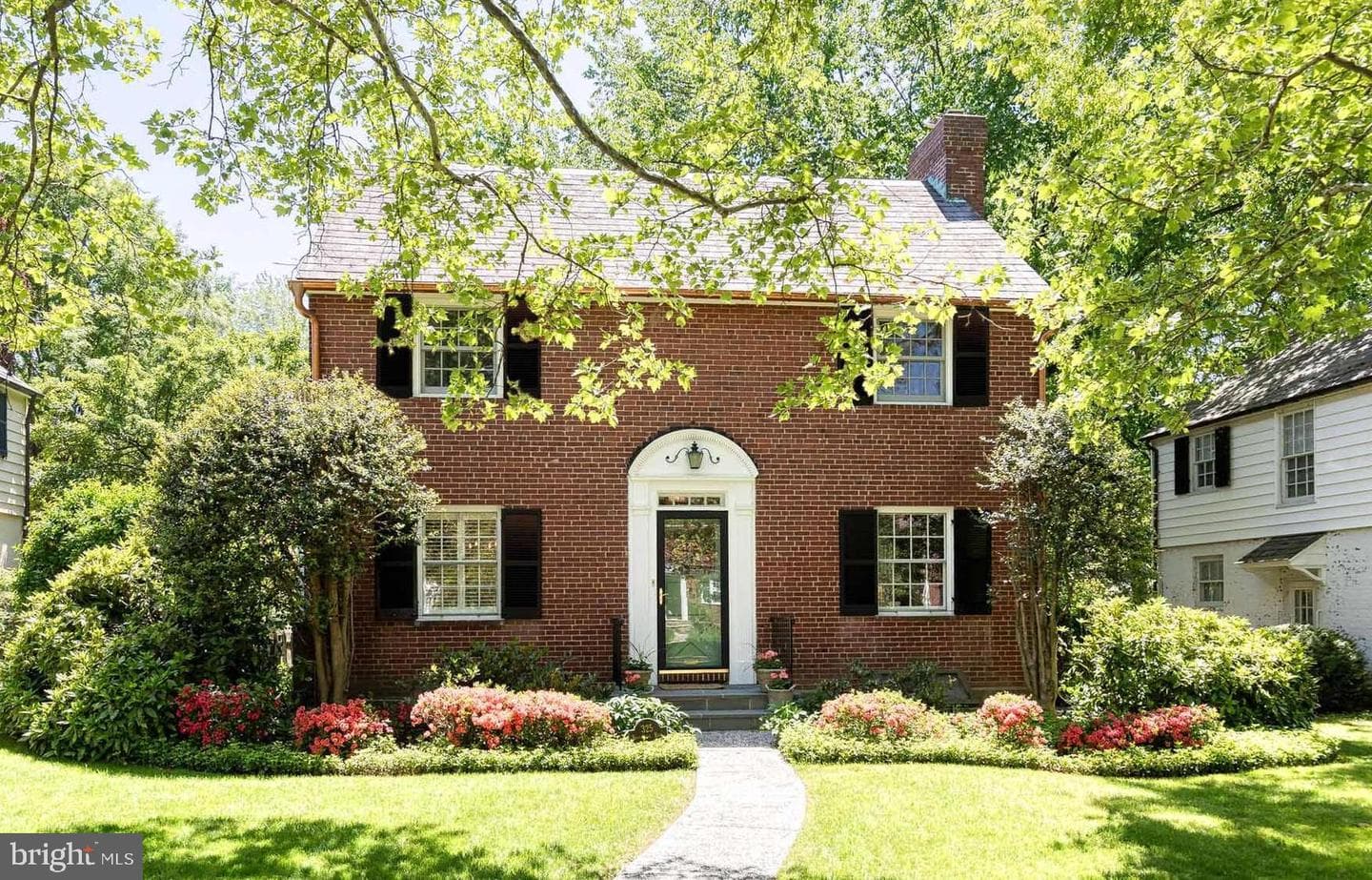 325 Broadmoor Road photo 1