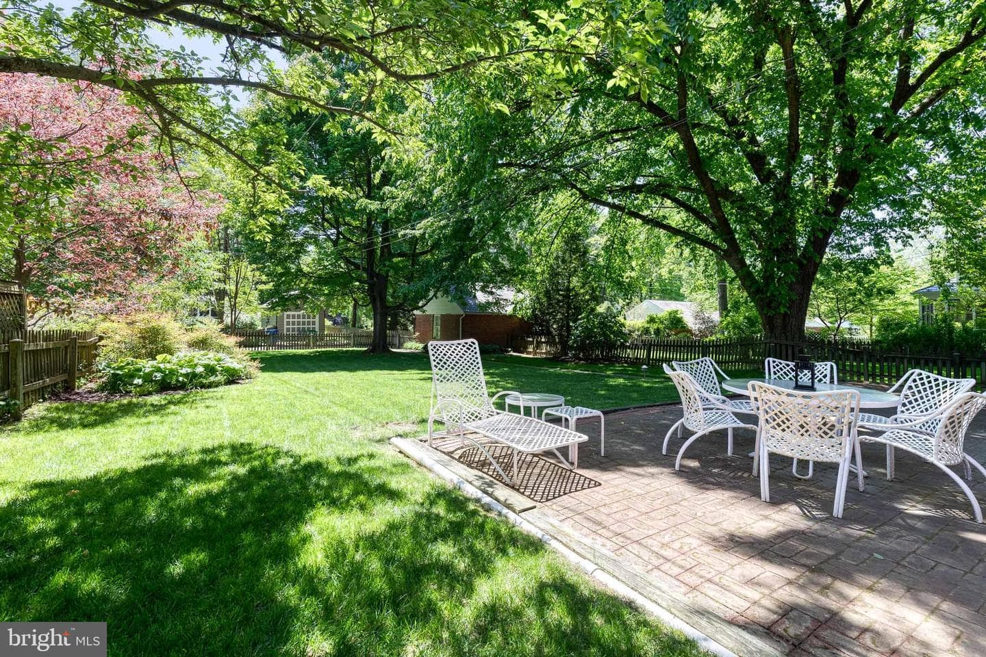 325 Broadmoor Road photo 32