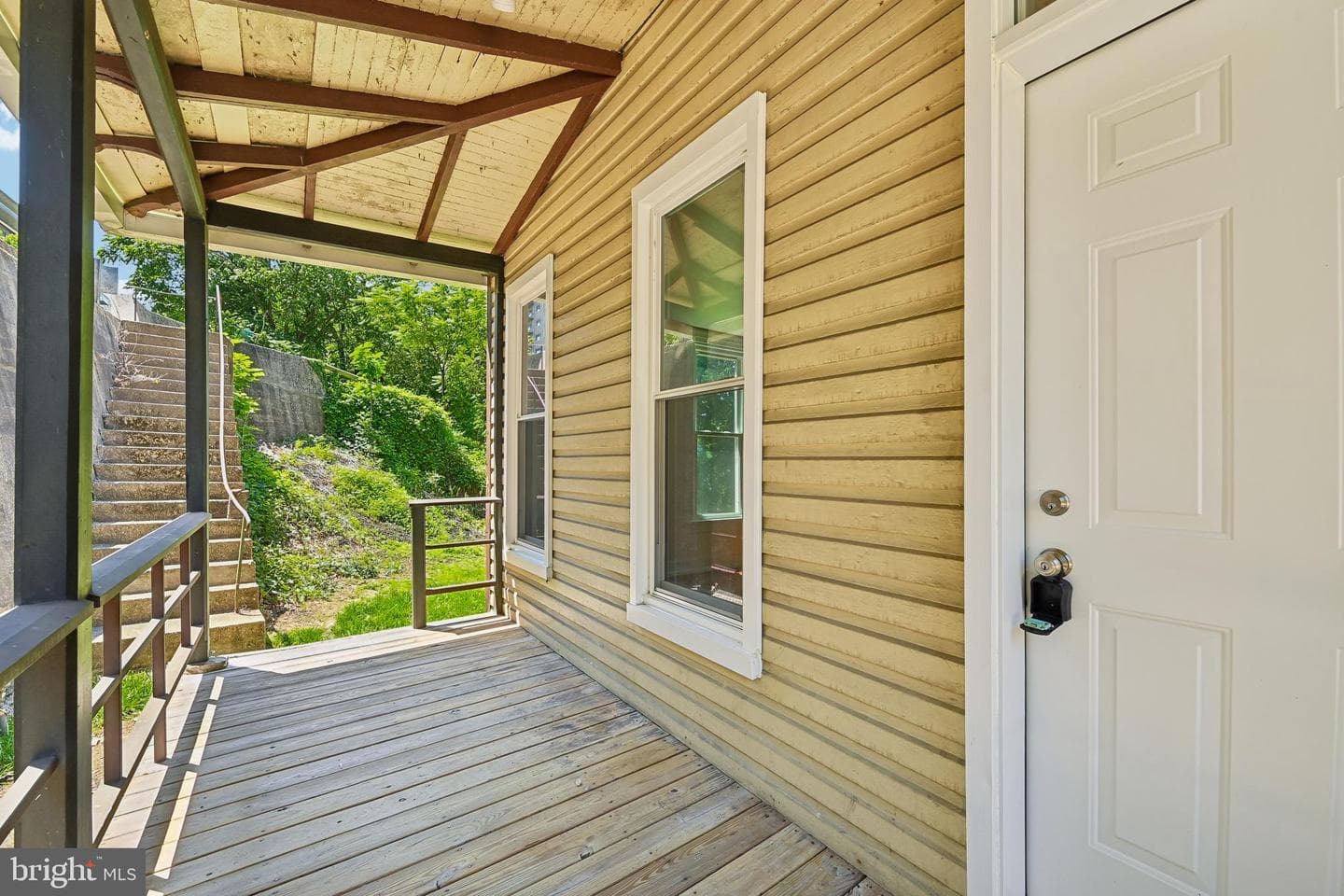 5702 Falls Road photo 8