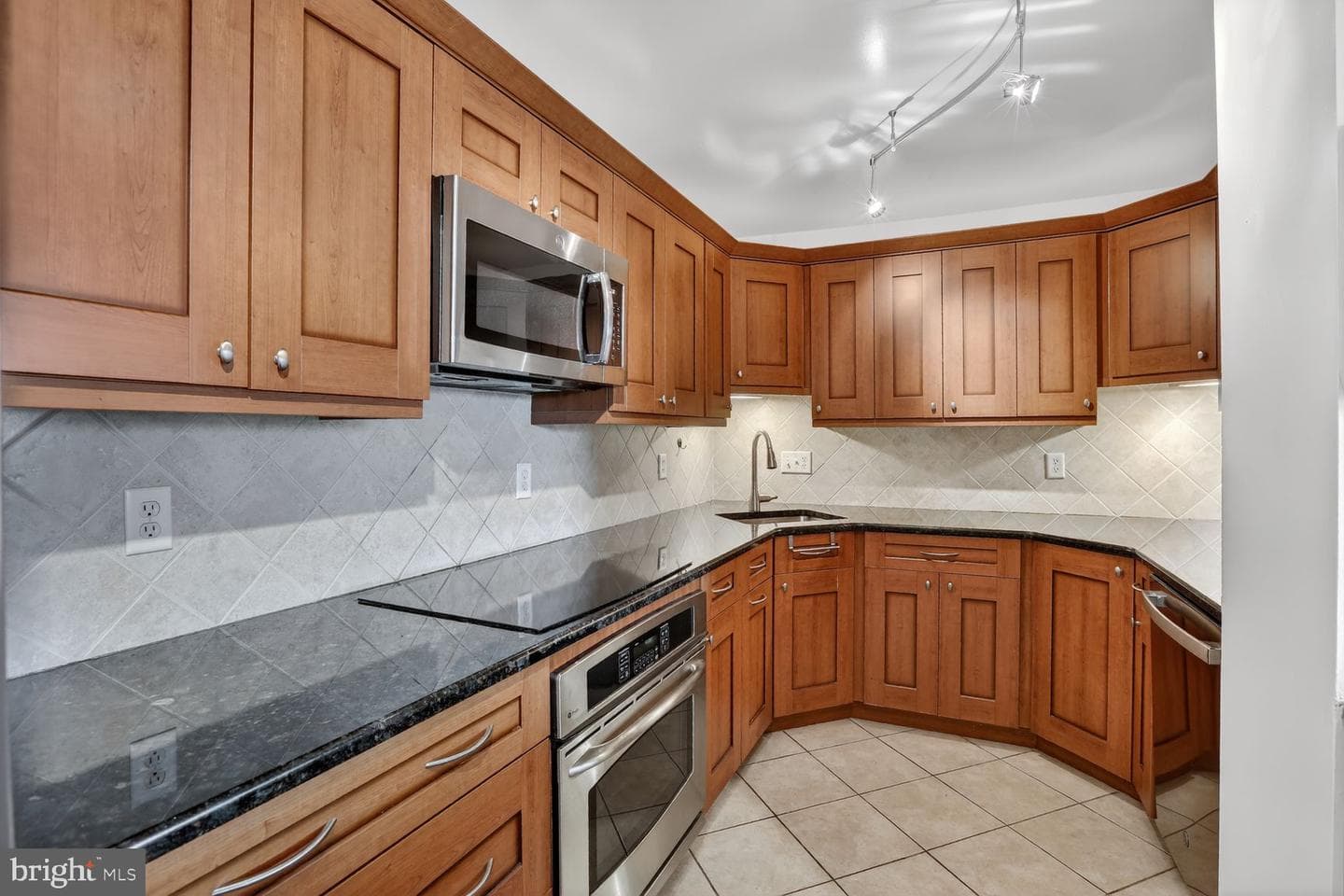 1101 Saint Paul Street #412, Baltimore
