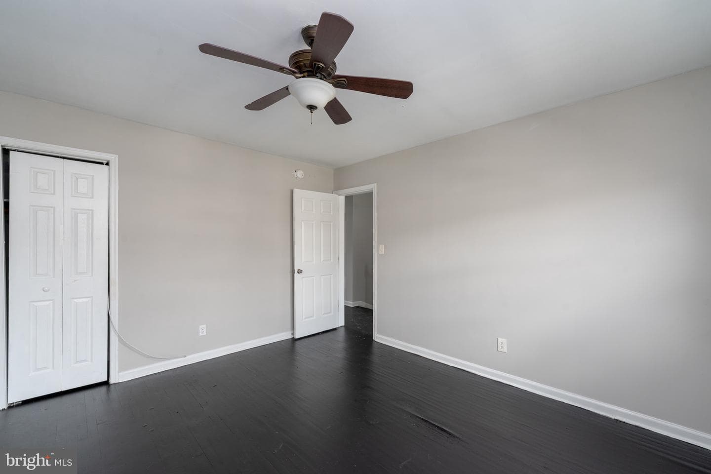 23 S Abington Avenue photo 16