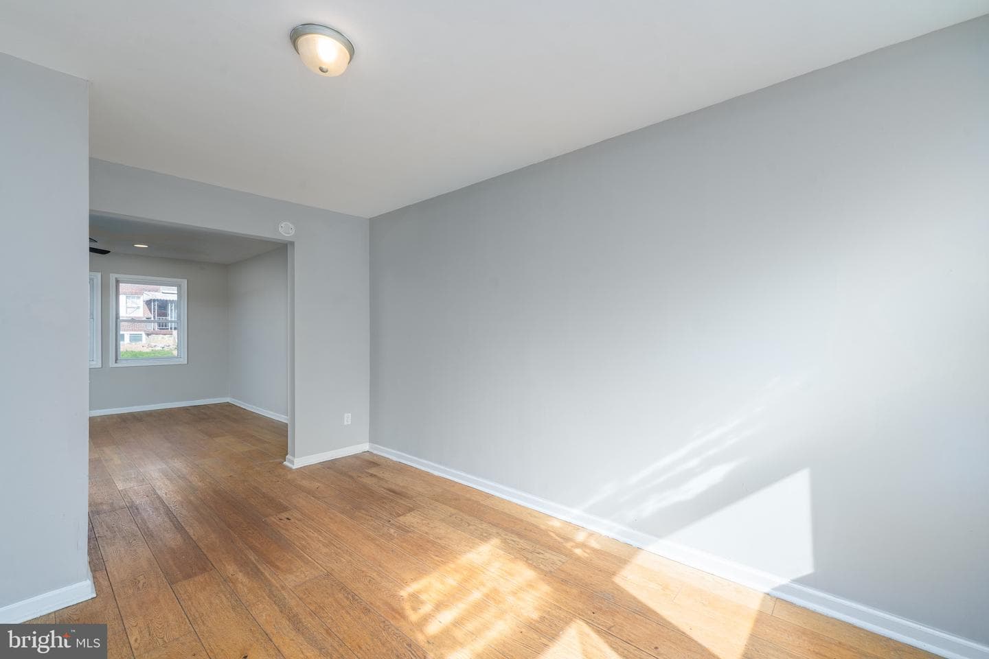 23 S Abington Avenue photo 6