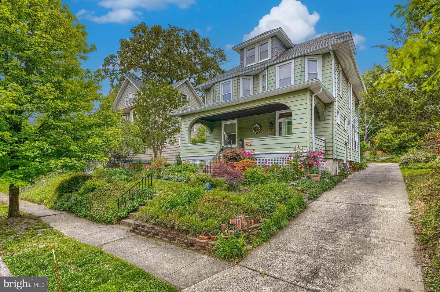 3018 Iona Terrace photo 2