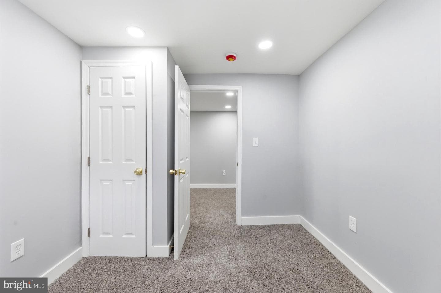 921 Mount Holly Street photo 34