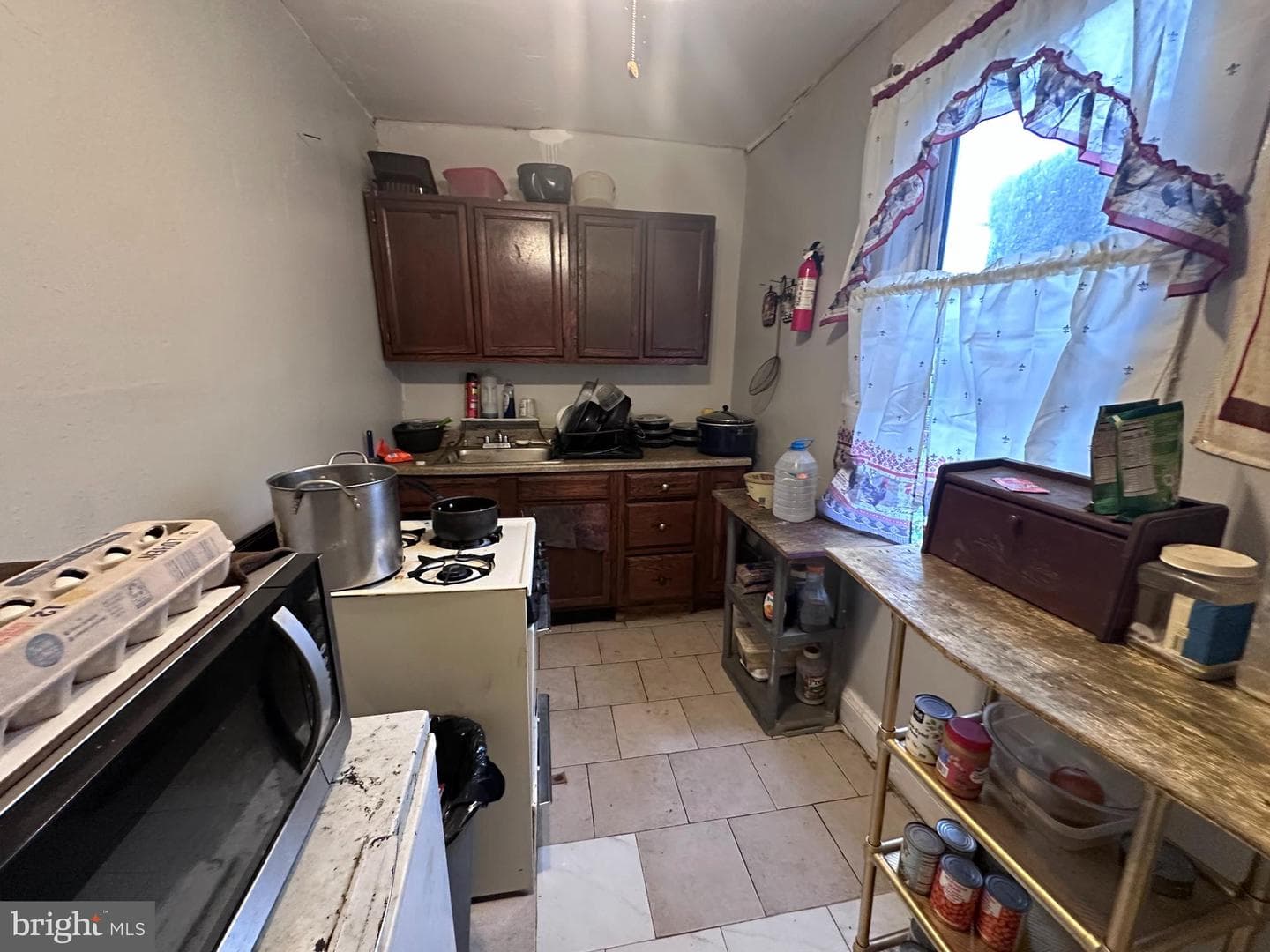 741 N Fulton Ave photo 16