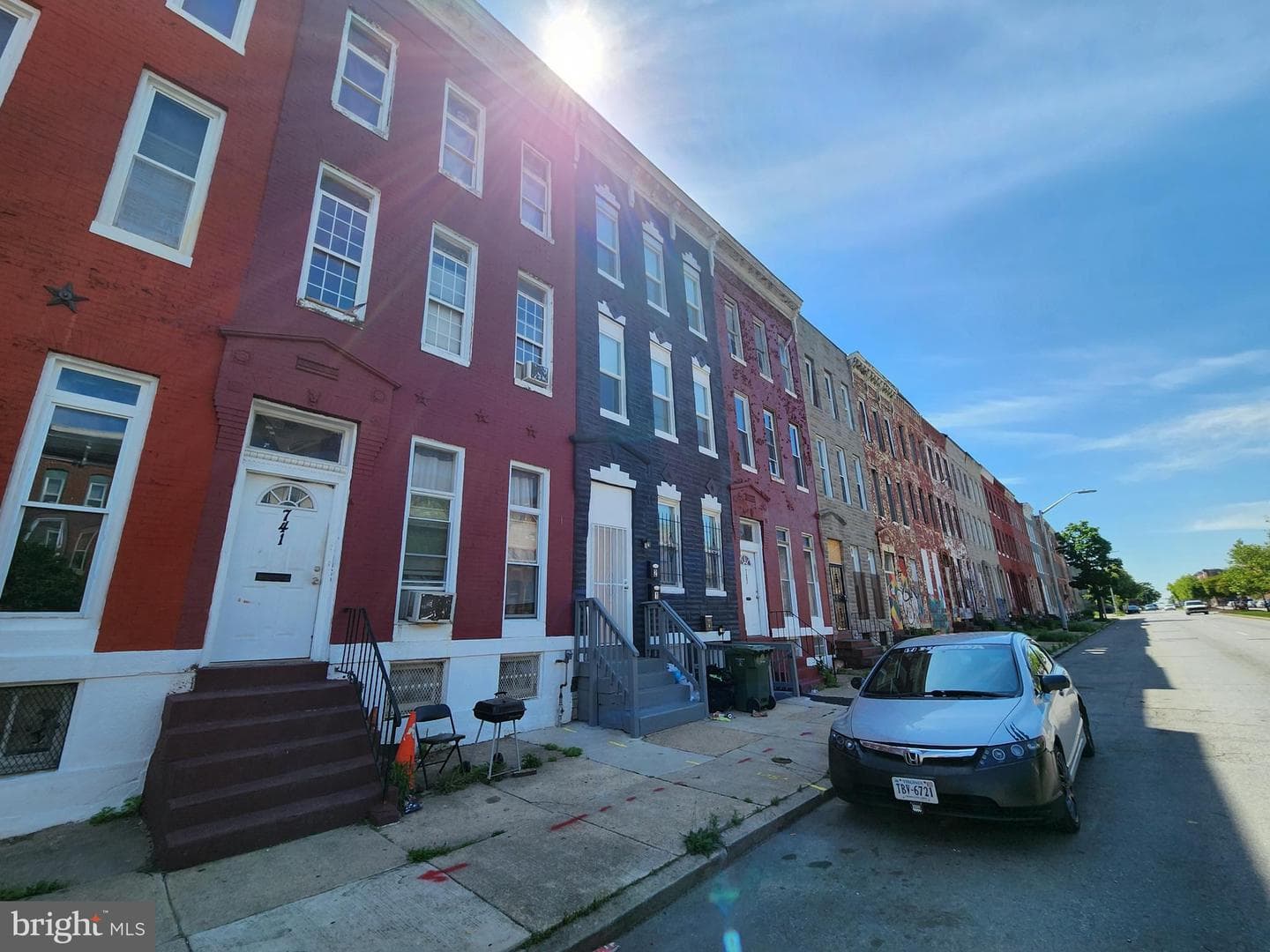 741 N Fulton Ave photo 3