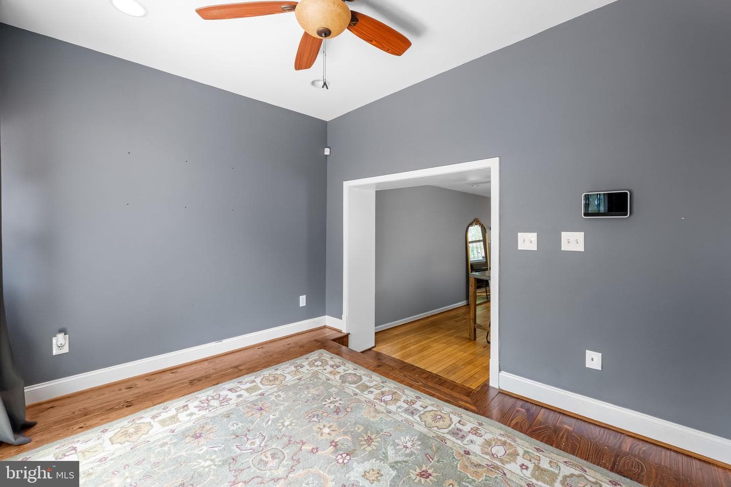 415 E Cross Street E photo 11