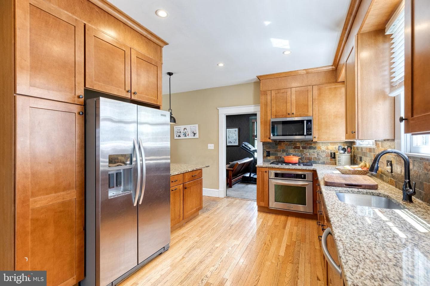 6004 Falls Road photo 23