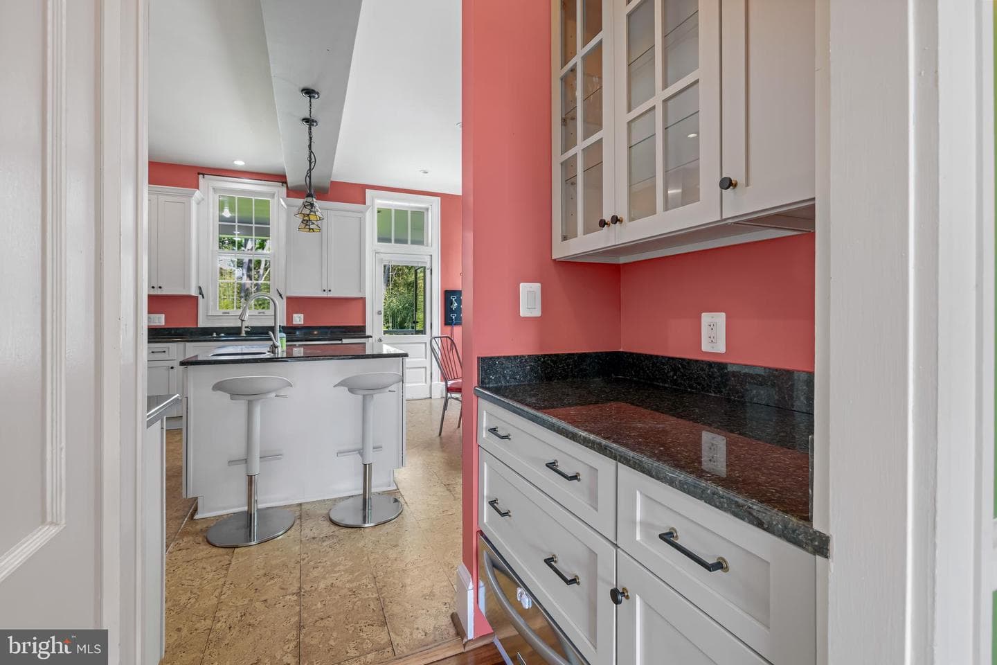 527 Nottingham Road photo 16