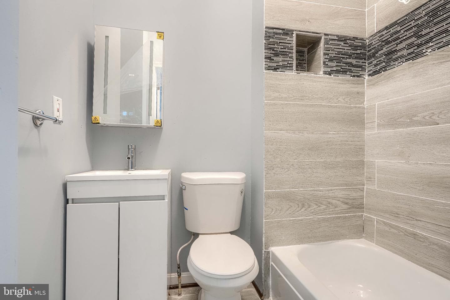 1123 N Carey Street photo 13