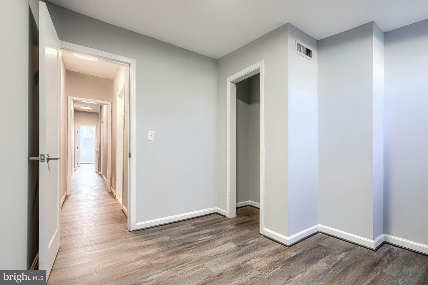 1123 N Carey Street photo 25