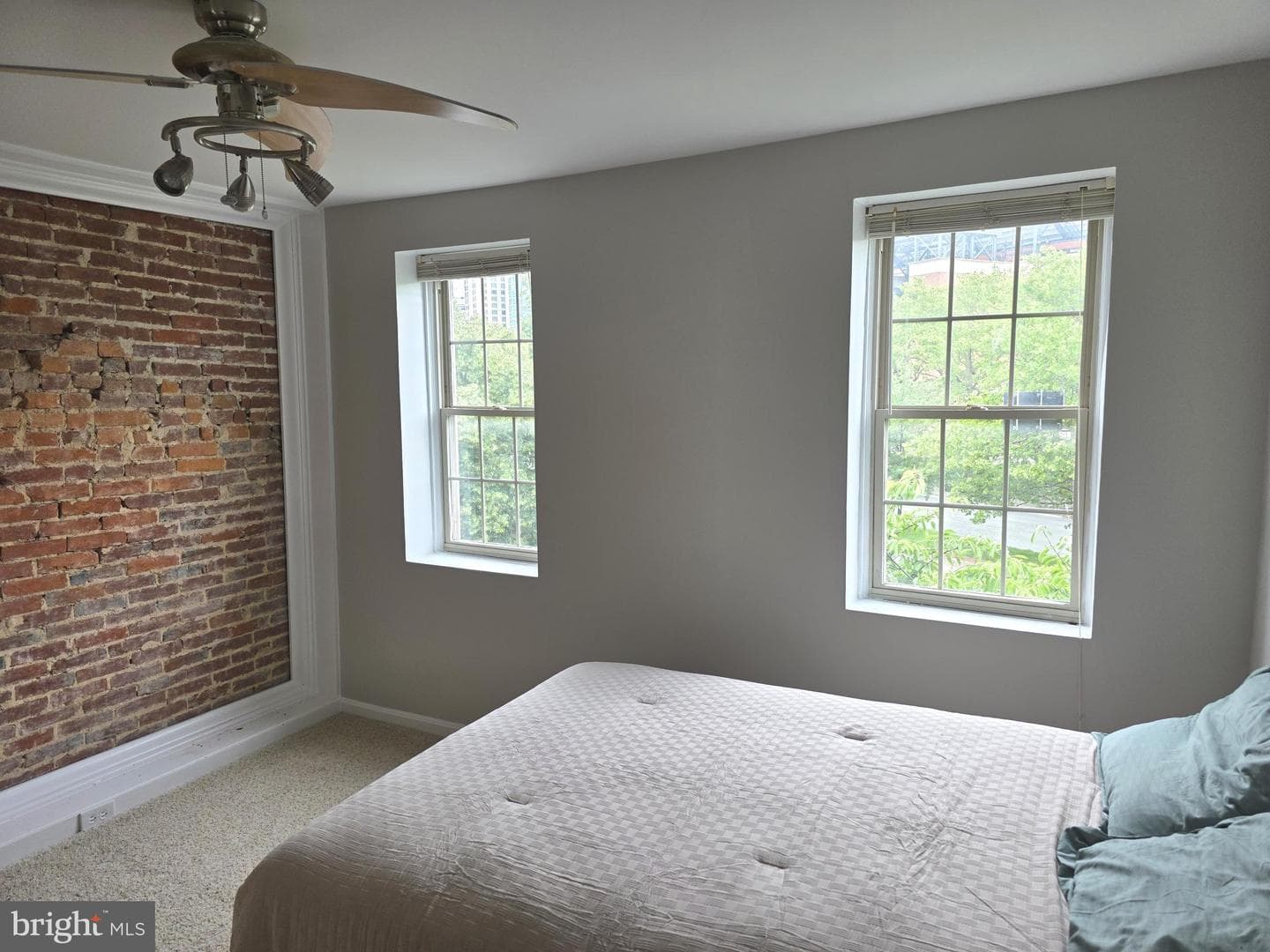 628 Warner Street photo 28