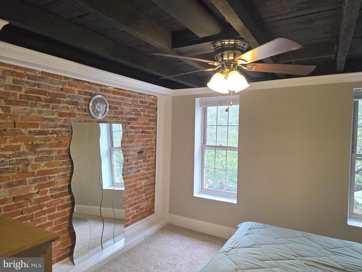 628 Warner Street photo 42