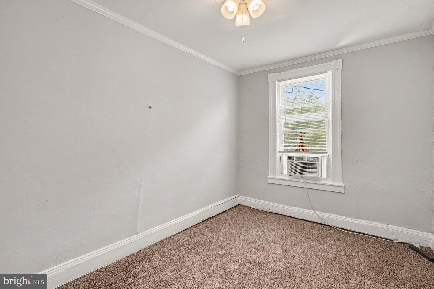 1122 Montpelier Street photo 11