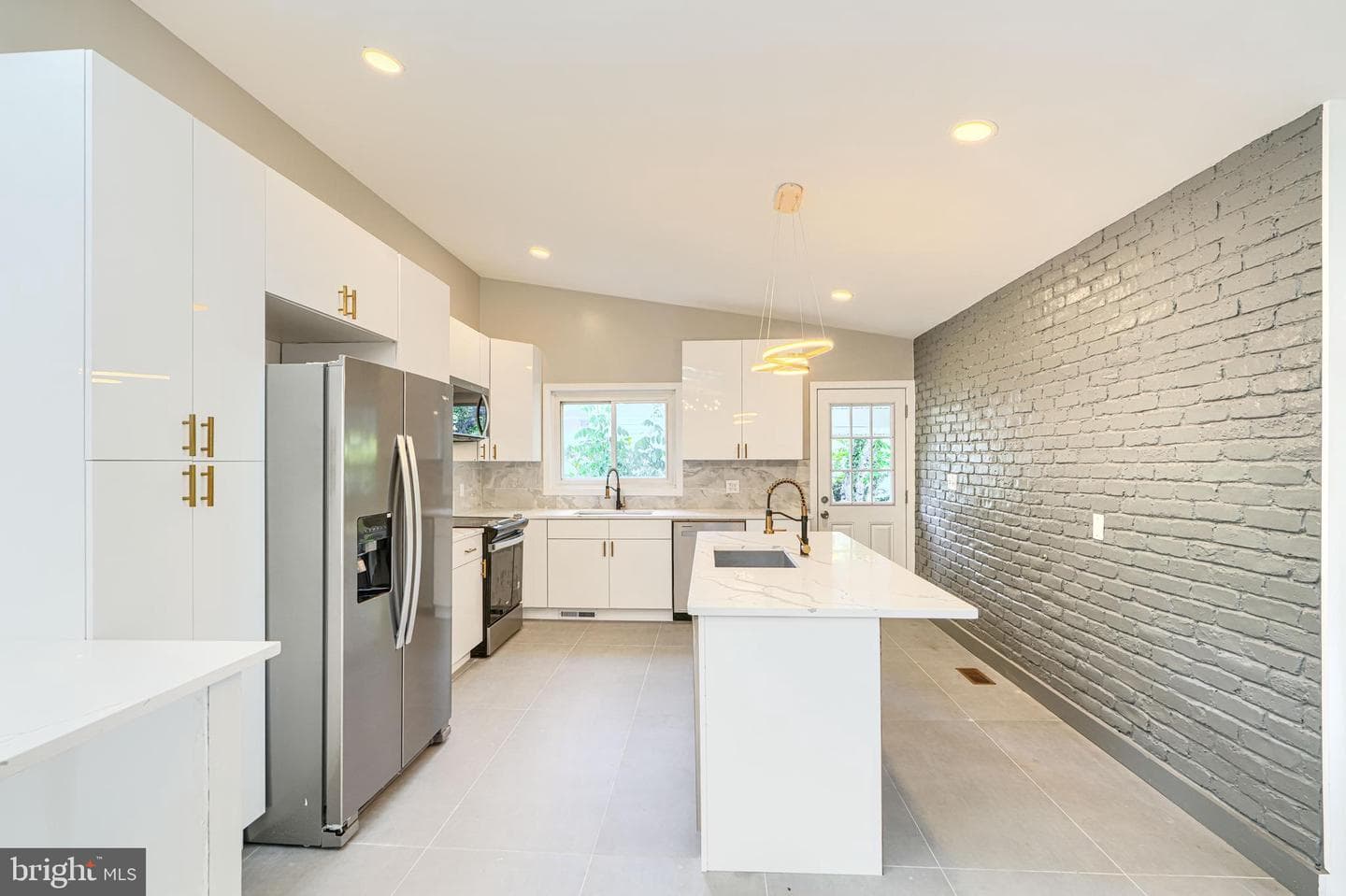 6200 Ivymount Road photo 13