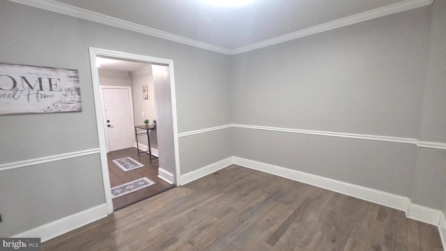 1307 Glyndon Avenue photo 12