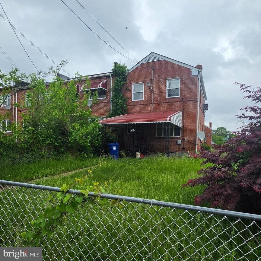 1000 Mount Holly Street photo 5