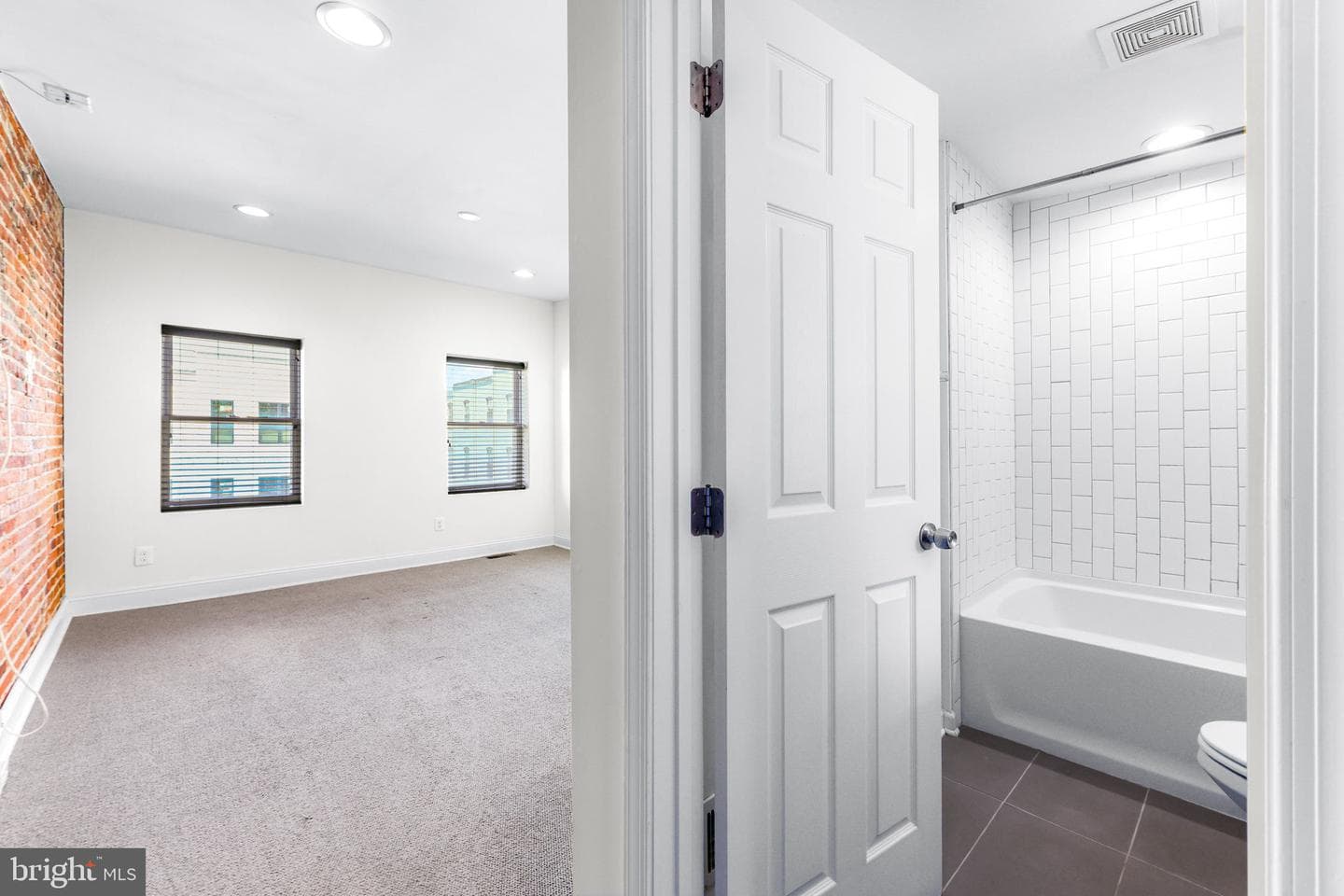 1617 Bank Street photo 30