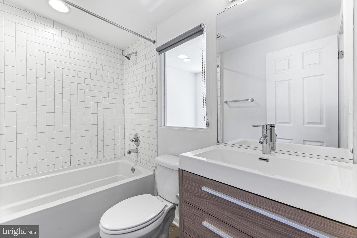 1617 Bank Street photo 33