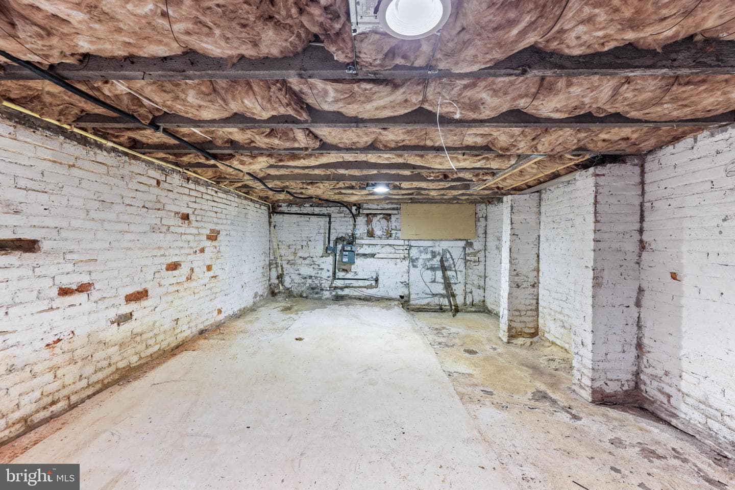 1617 Bank Street photo 37