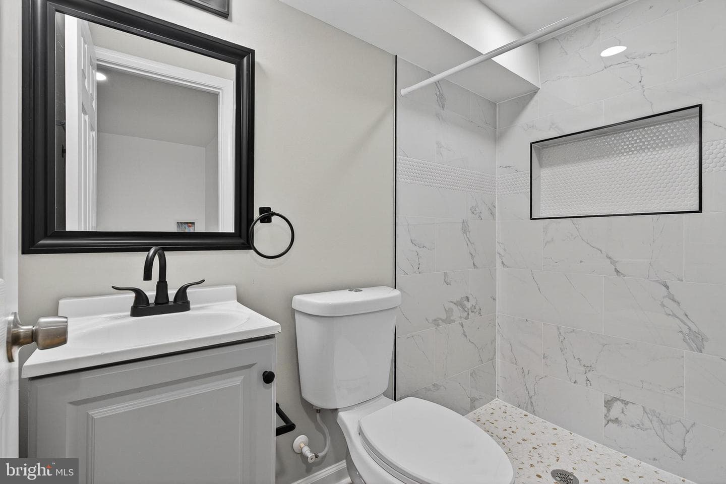 1448 Aisquith Street photo 24
