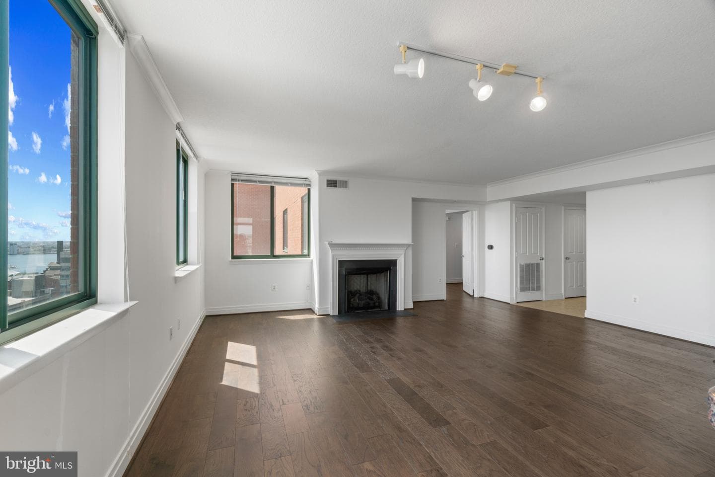 414 Water Street #1812 photo 9