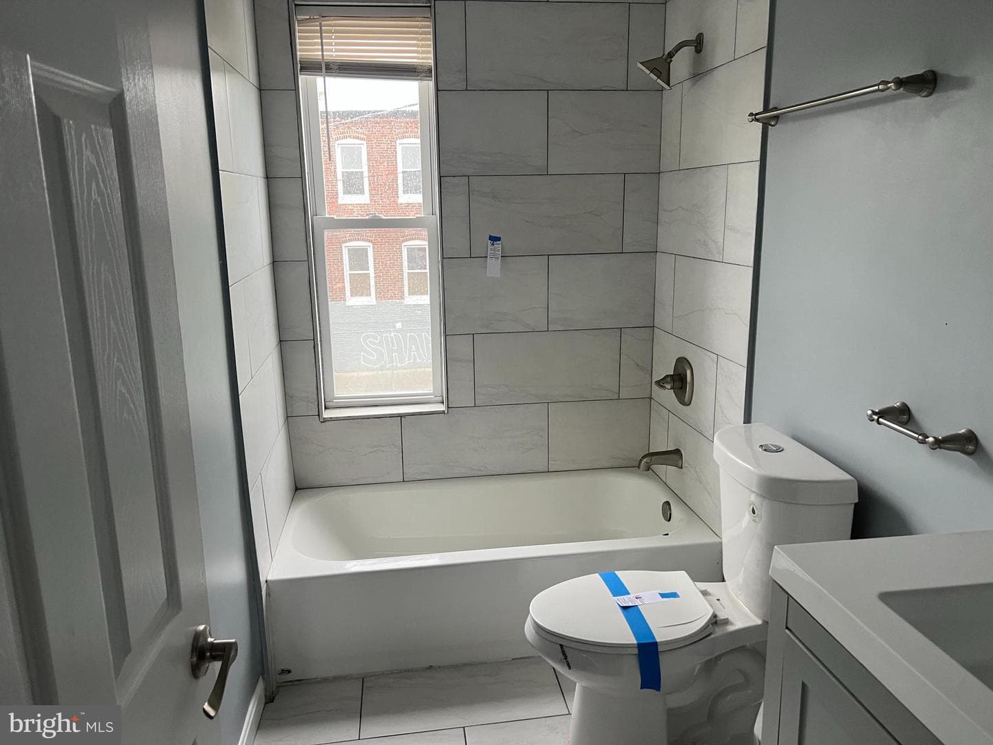 2405 Mcelderry Street photo 10