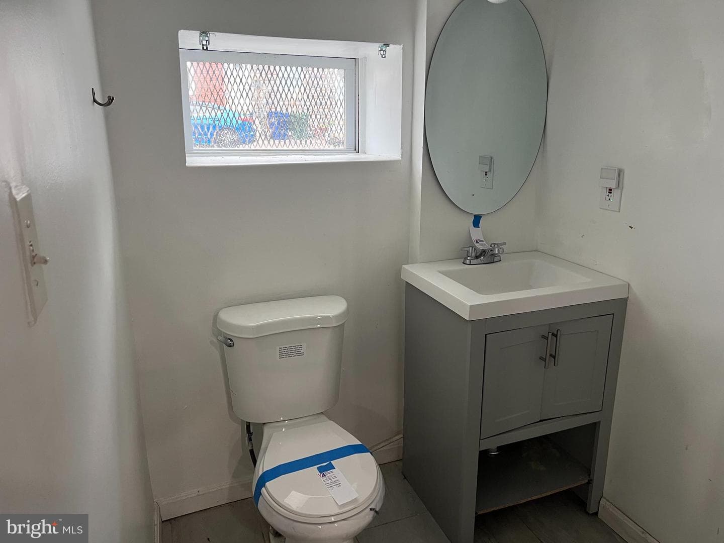 2405 Mcelderry Street photo 7