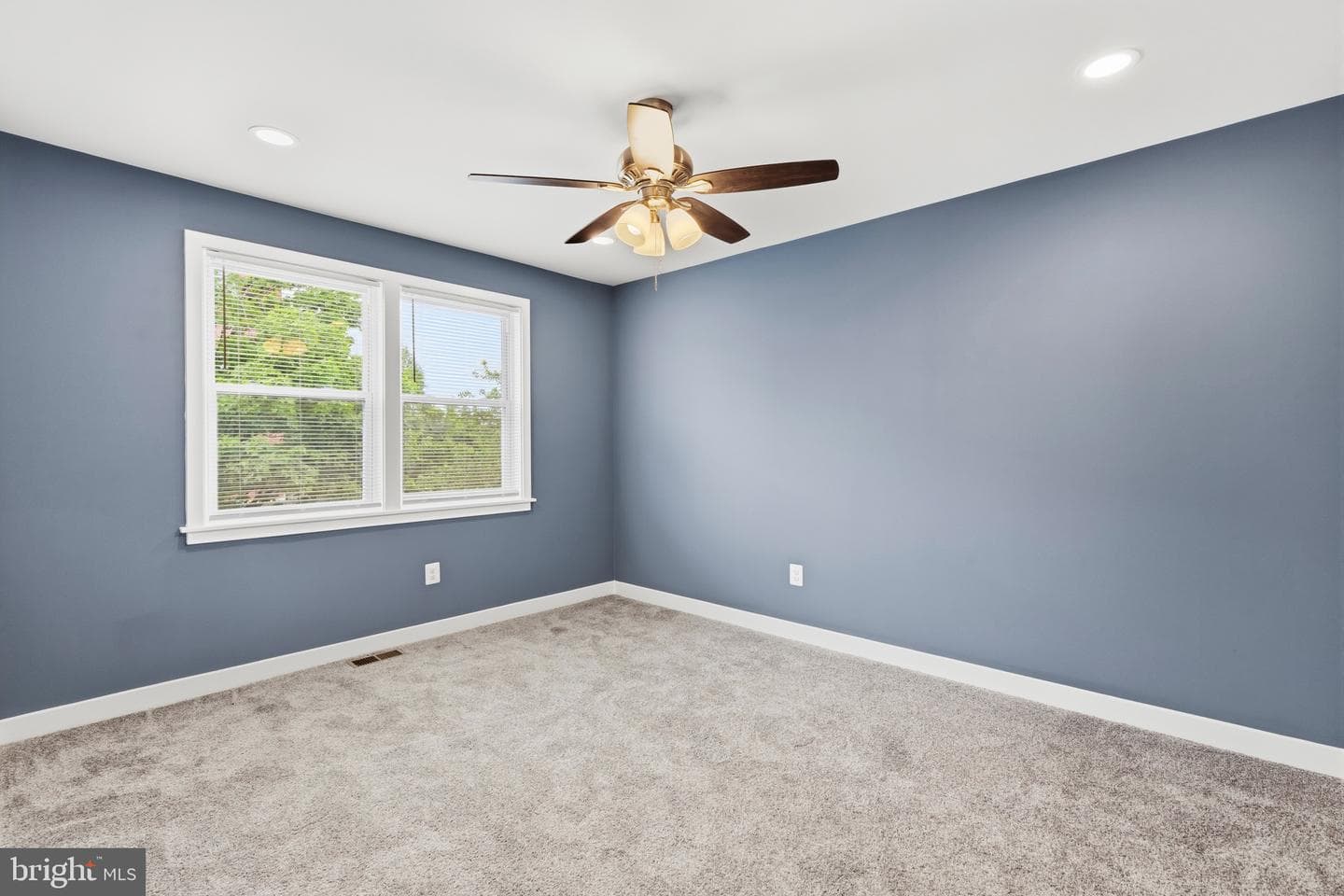 1411 Kenhill Avenue photo 16