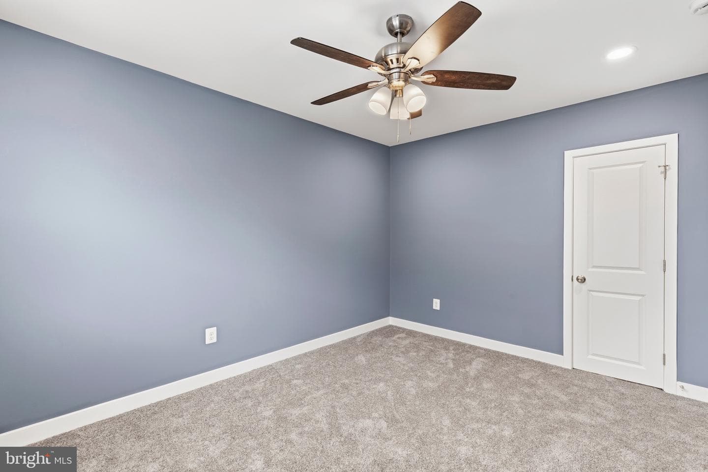 1411 Kenhill Avenue photo 19