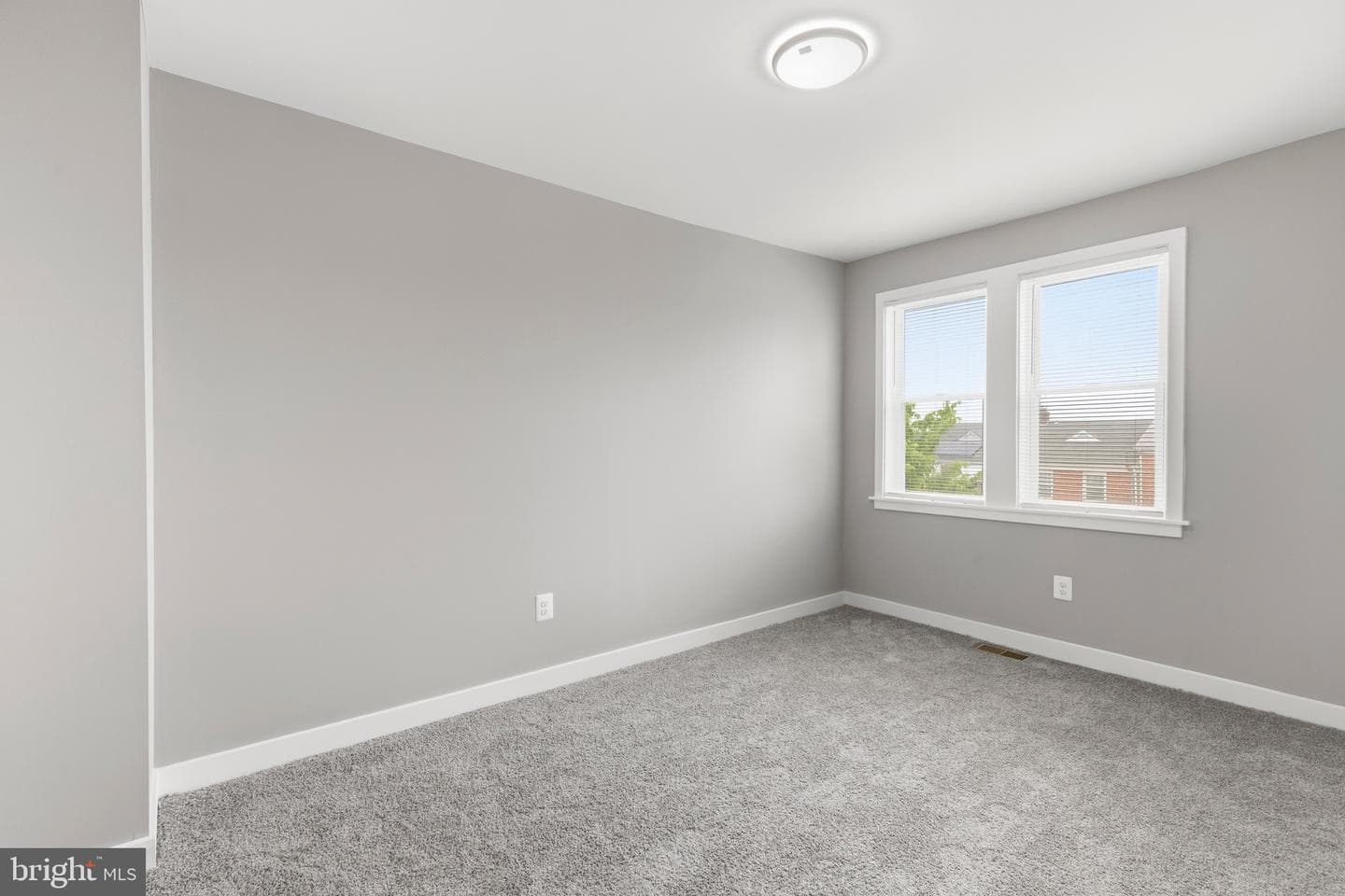1411 Kenhill Avenue photo 20