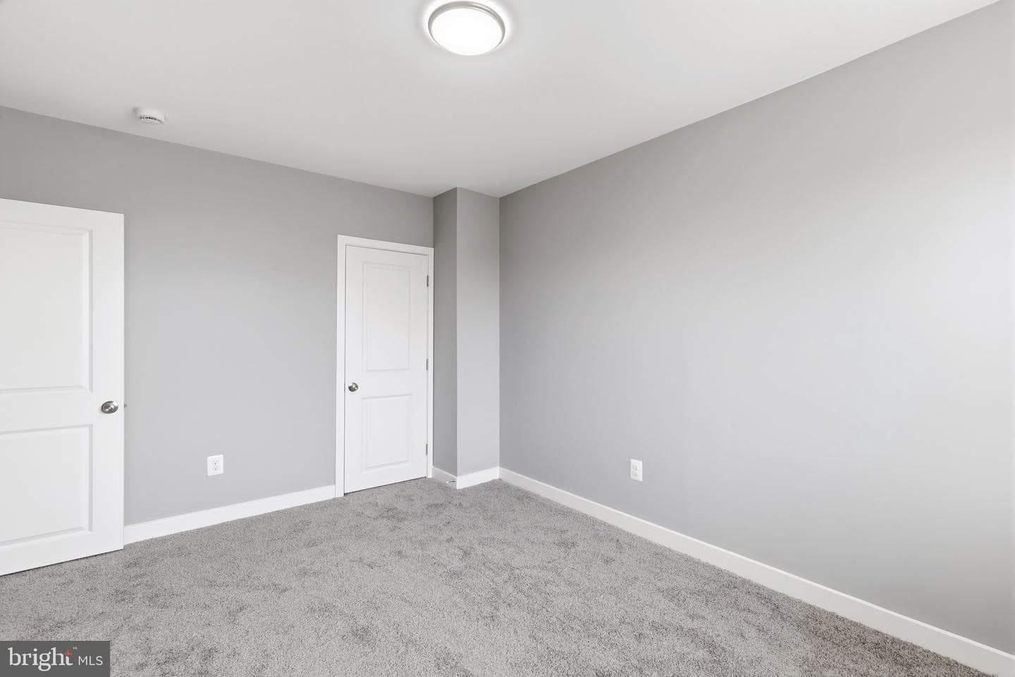 1411 Kenhill Avenue photo 23