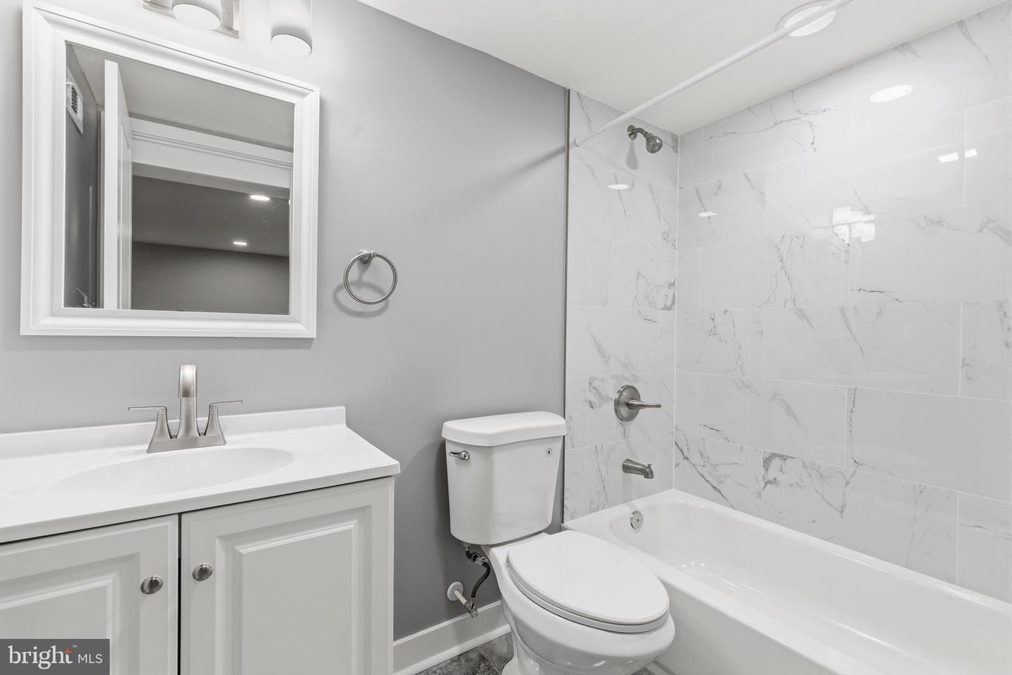 1411 Kenhill Avenue photo 34