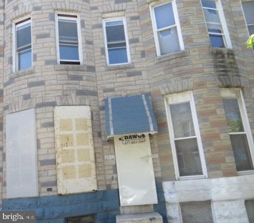 1124 N Monroe Street photo 1
