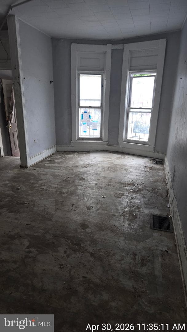 1124 N Monroe Street photo 6