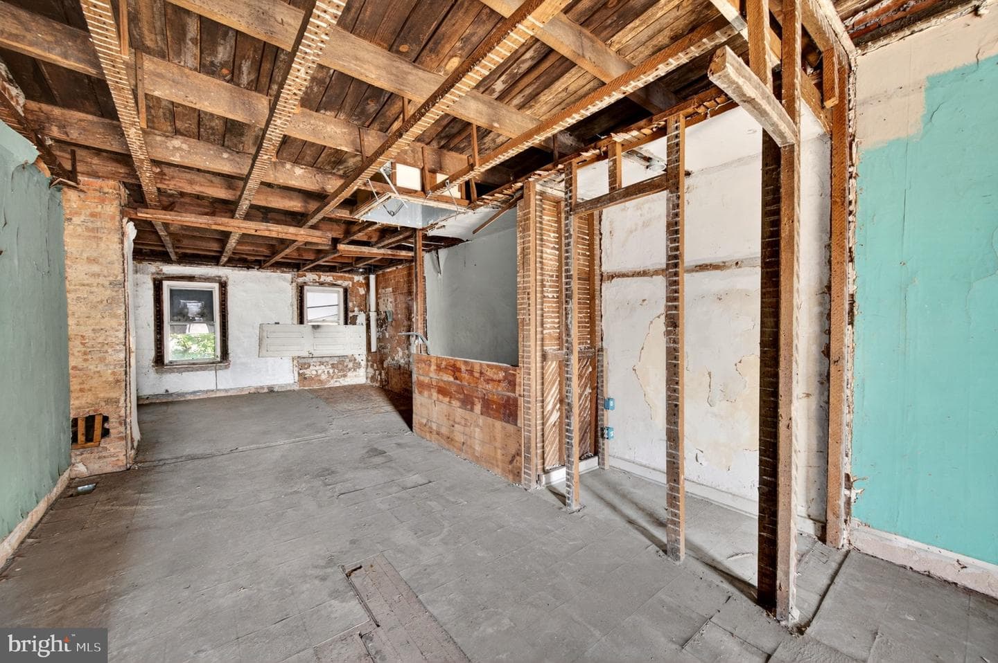 528 S Catherine Street photo 6